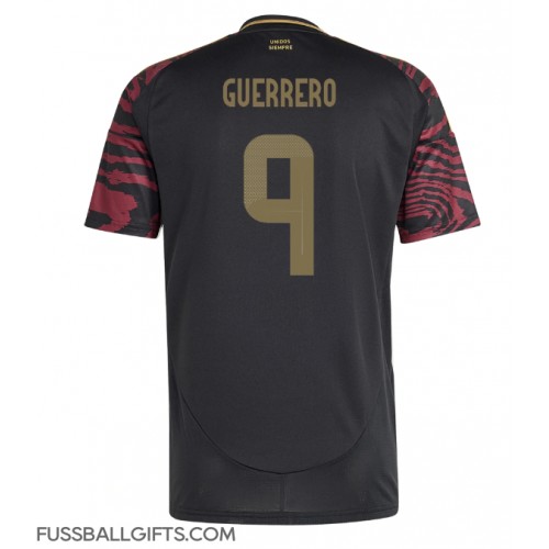 Peru Paolo Guerrero #9 Fußballbekleidung Auswärtstrikot Copa America 2024 Kurzarm